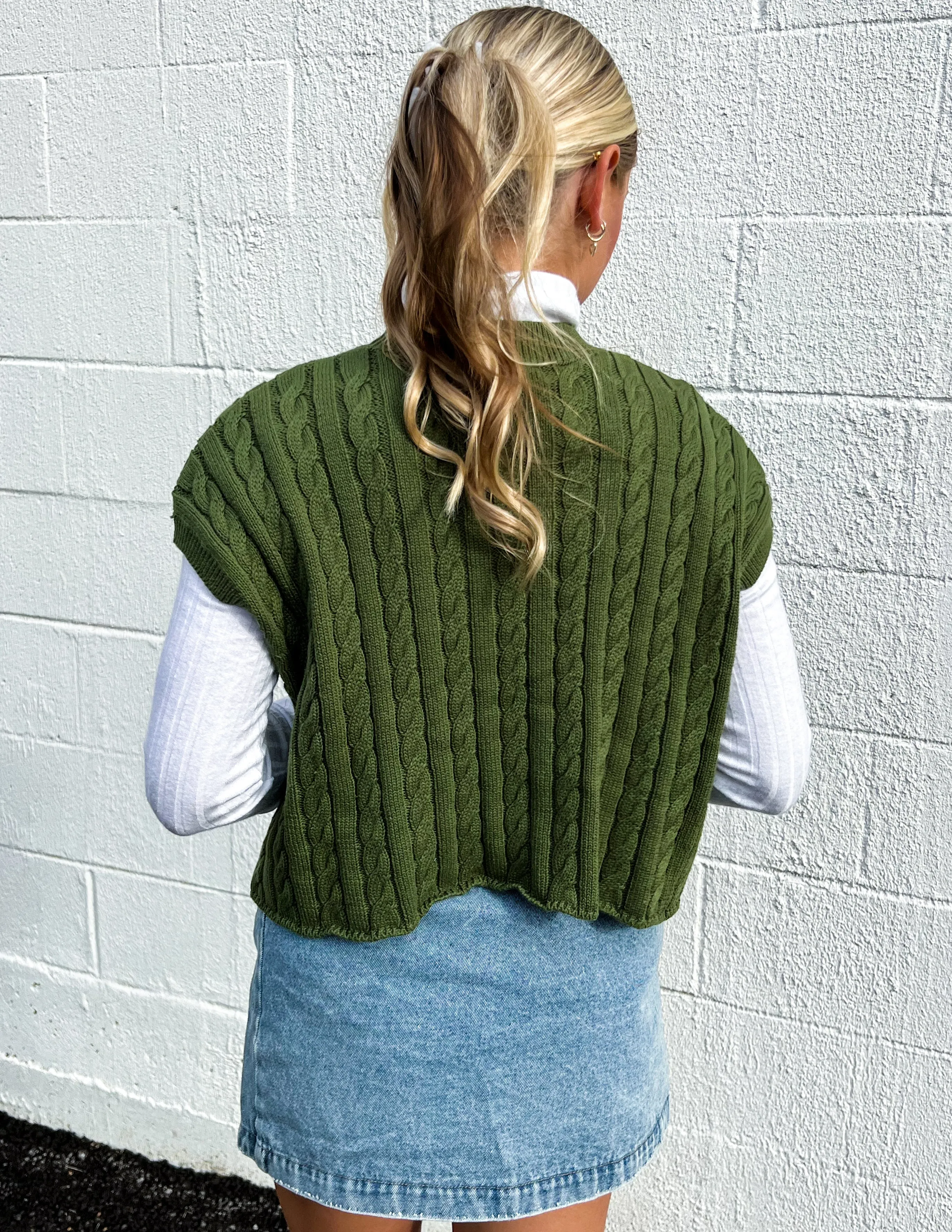 Alina Sweater Vest Olive