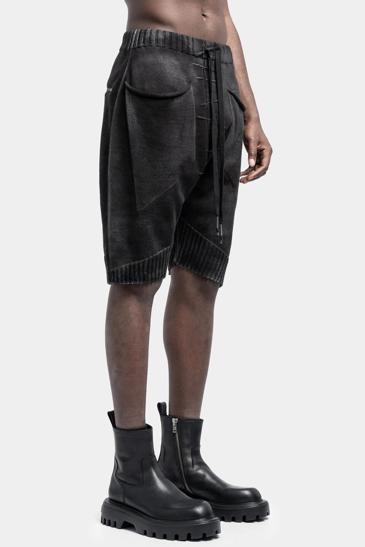 Drop crotch knit shorts, Black spray