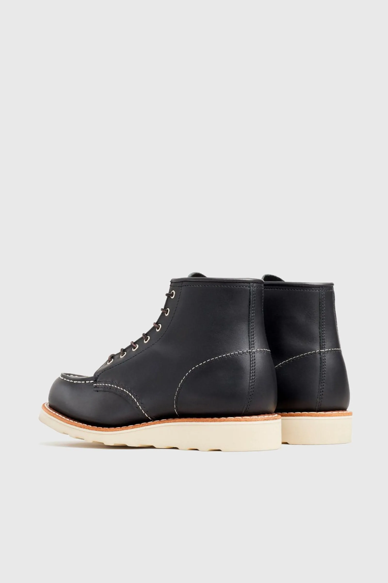 Red Wing Stivaletto 6-Inch Classic Moc in Pelle Nero