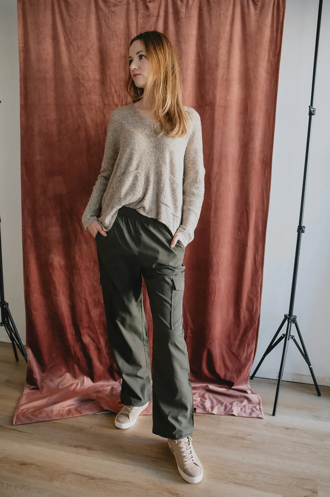 The Robin Pocket Sweater - Taupe