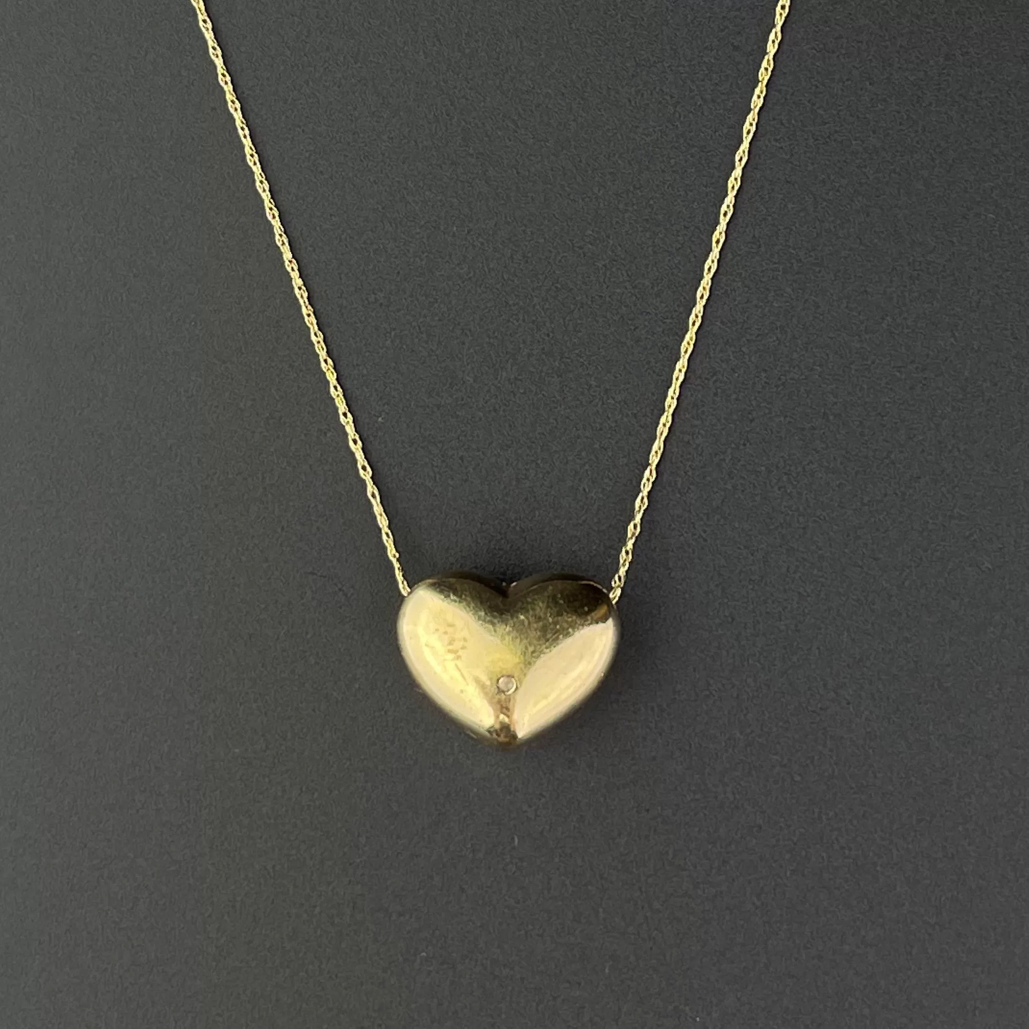 Vintage 14K Gold Puffy Heart Pendant Necklace